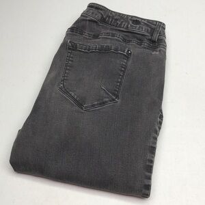 KENZIE BLACKWASH CUFFED LEG JEANS 14/32x27 ⭐️